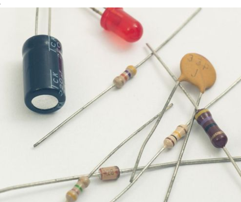 贴片电阻用色环电阻代替